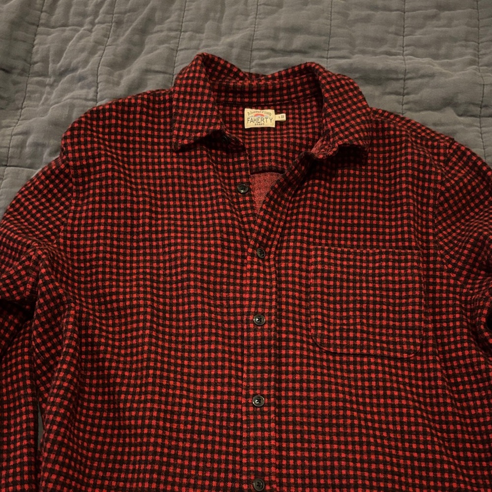 Faherty legend sweater shirt shirt, size L